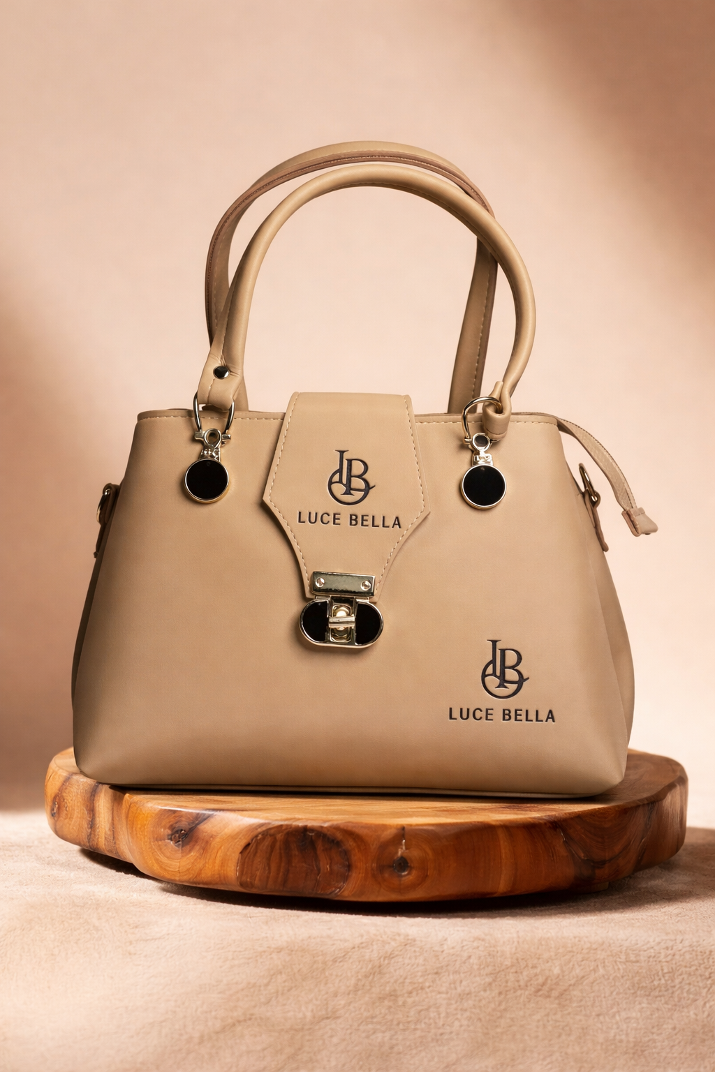 Luce Bella Hand Bag